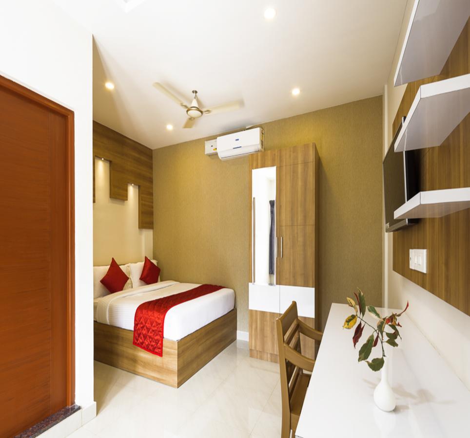 Hostess Thekkady Hotel Exterior foto