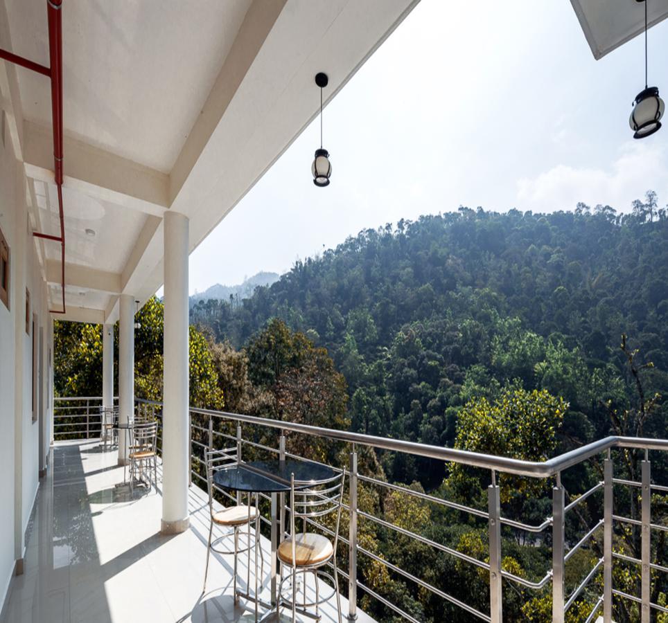Hostess Thekkady Hotel Exterior foto